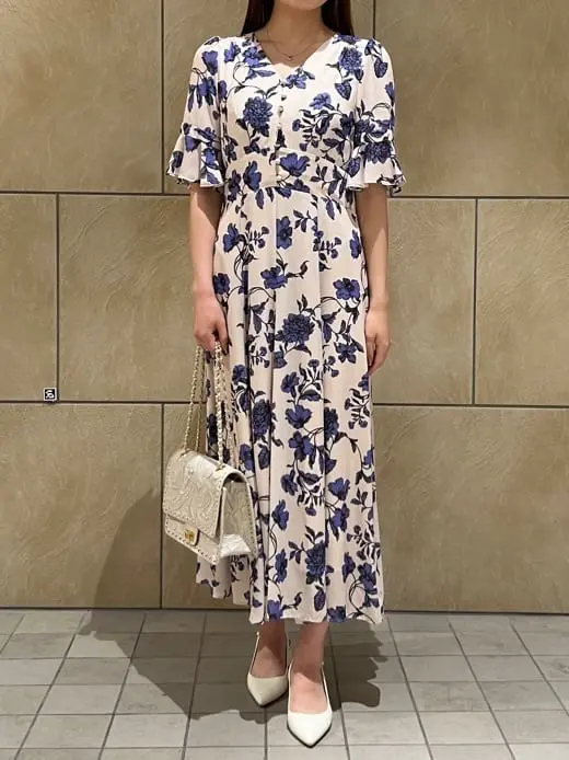 GRACE CONTINENTAL The Banquet 赤坂 梨来 コーディネート画像