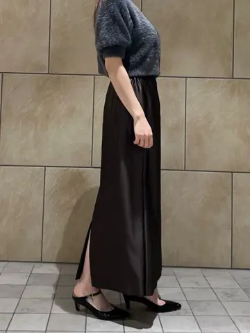 GRACE CONTINENTAL The Banquet 赤坂 梨来 コーディネート画像