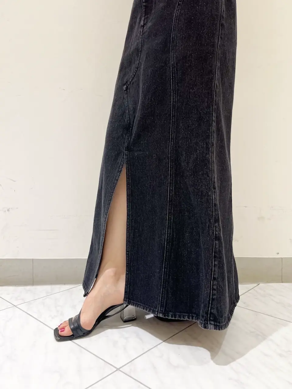 GRACE CONTINENTAL The Banquet yuri コーディネート画像