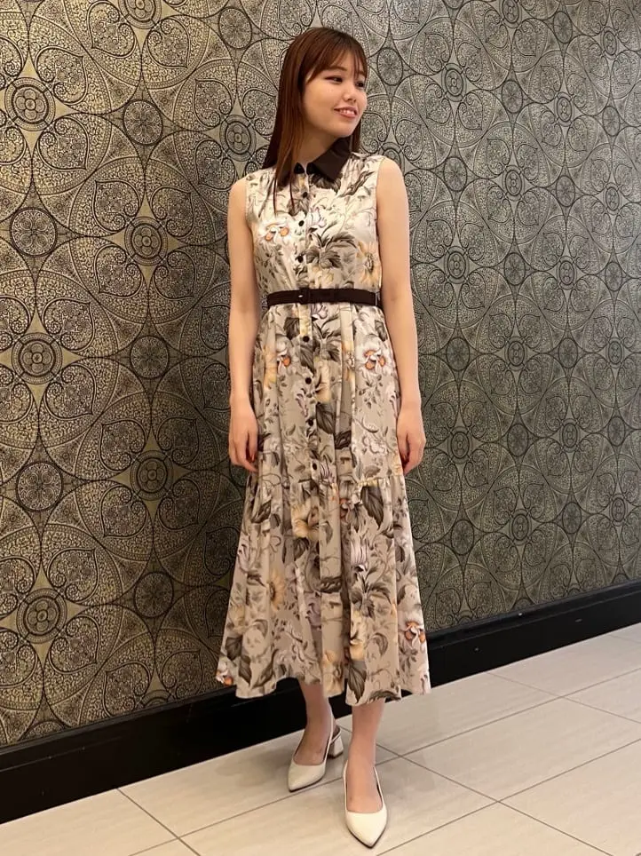 GRACE CONTINENTAL The Banquet 赤坂 梨来 コーディネート画像