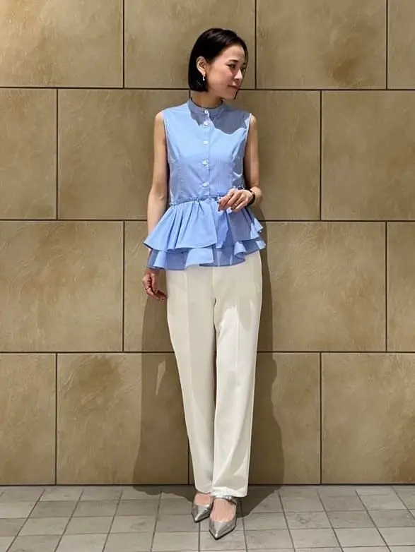 GRACE CONTINENTAL The Banquet 亀田 未希 コーディネート画像