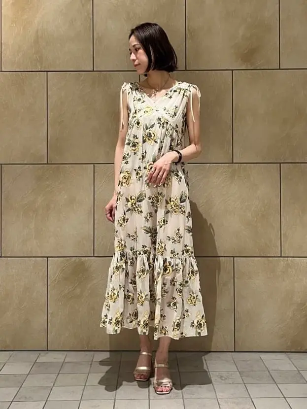 GRACE CONTINENTAL The Banquet 亀田 未希 コーディネート画像