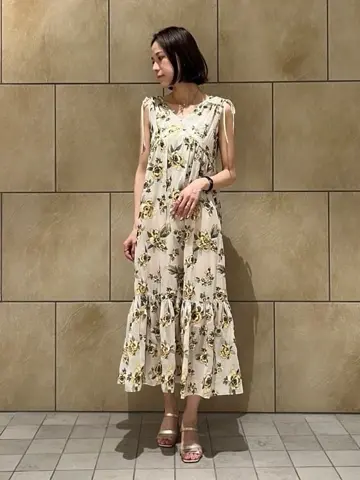 GRACE CONTINENTAL The Banquet 亀田 未希 コーディネート画像