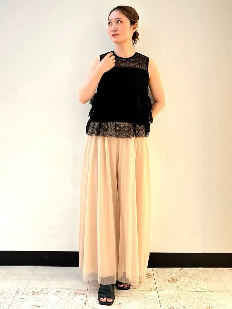 GRACE CONTINENTAL The Banquet Kogane. コーディネート画像