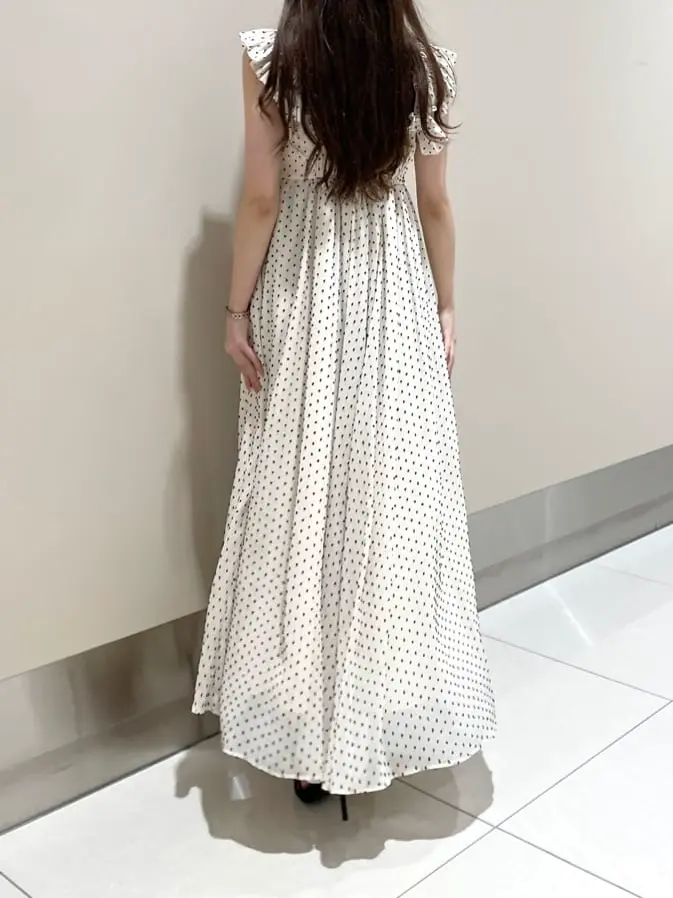 GRACE CONTINENTAL The Banquet Suzuka コーディネート画像