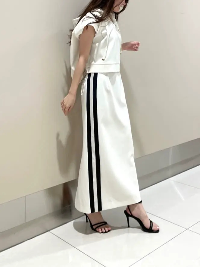 GRACE CONTINENTAL The Banquet Suzuka コーディネート画像