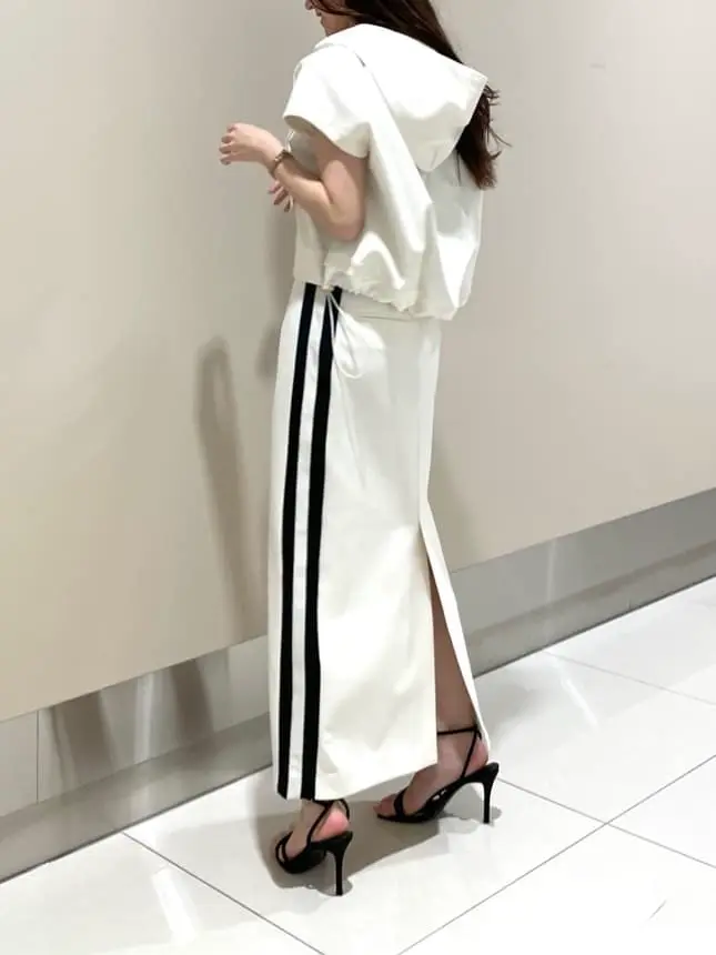 GRACE CONTINENTAL The Banquet Suzuka コーディネート画像