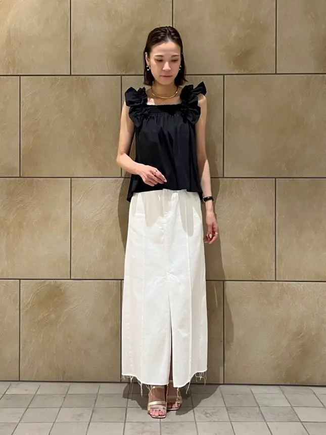 GRACE CONTINENTAL The Banquet 亀田 未希 コーディネート画像