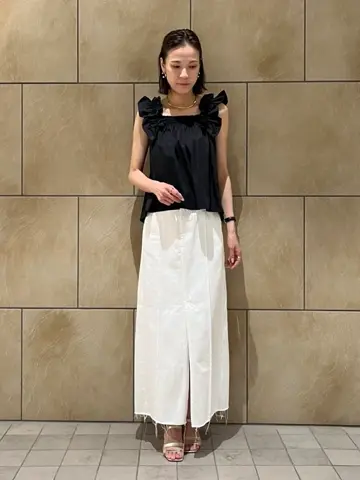 GRACE CONTINENTAL The Banquet 亀田 未希 コーディネート画像