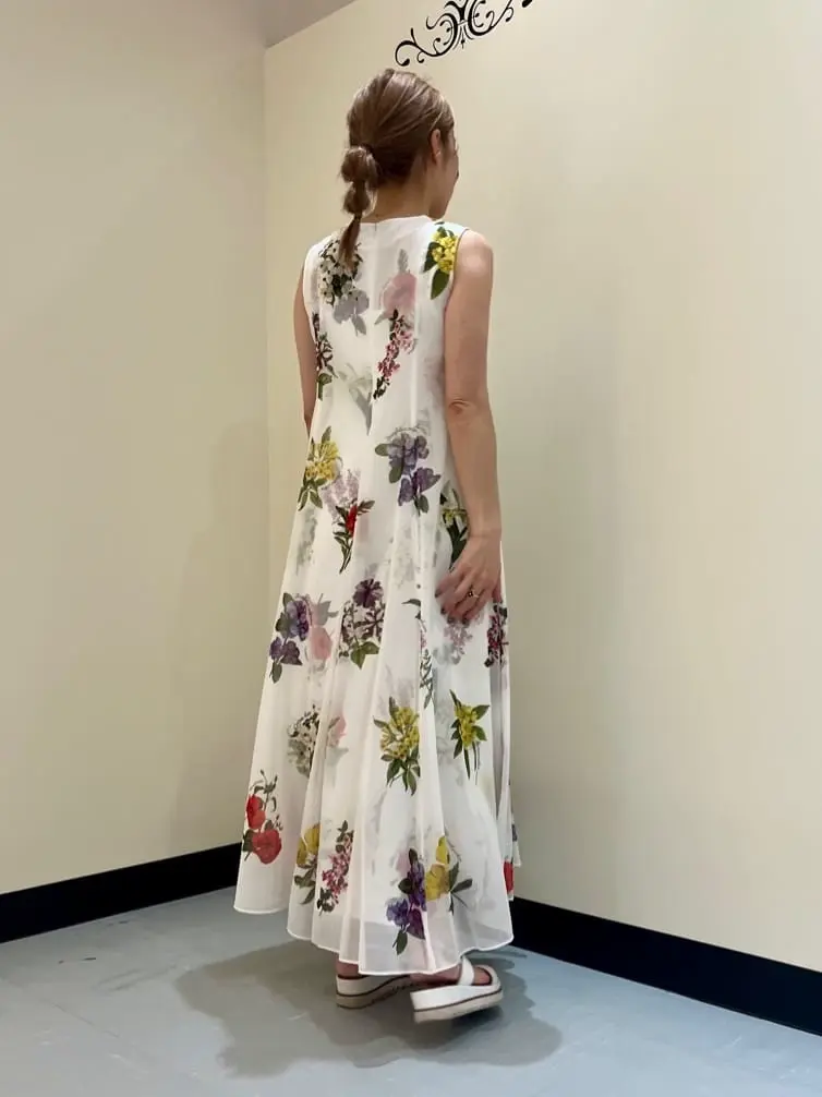 GRACE CONTINENTAL The Banquet 泉　智子 コーディネート画像