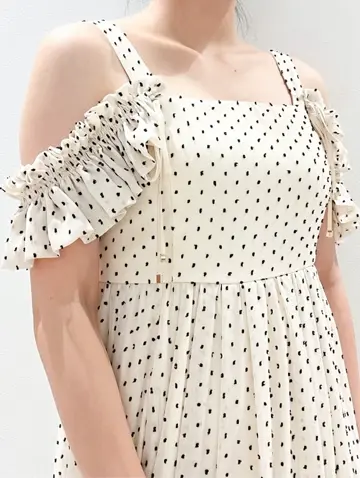 GRACE CONTINENTAL The Banquet CHISAKO.S コーディネート画像