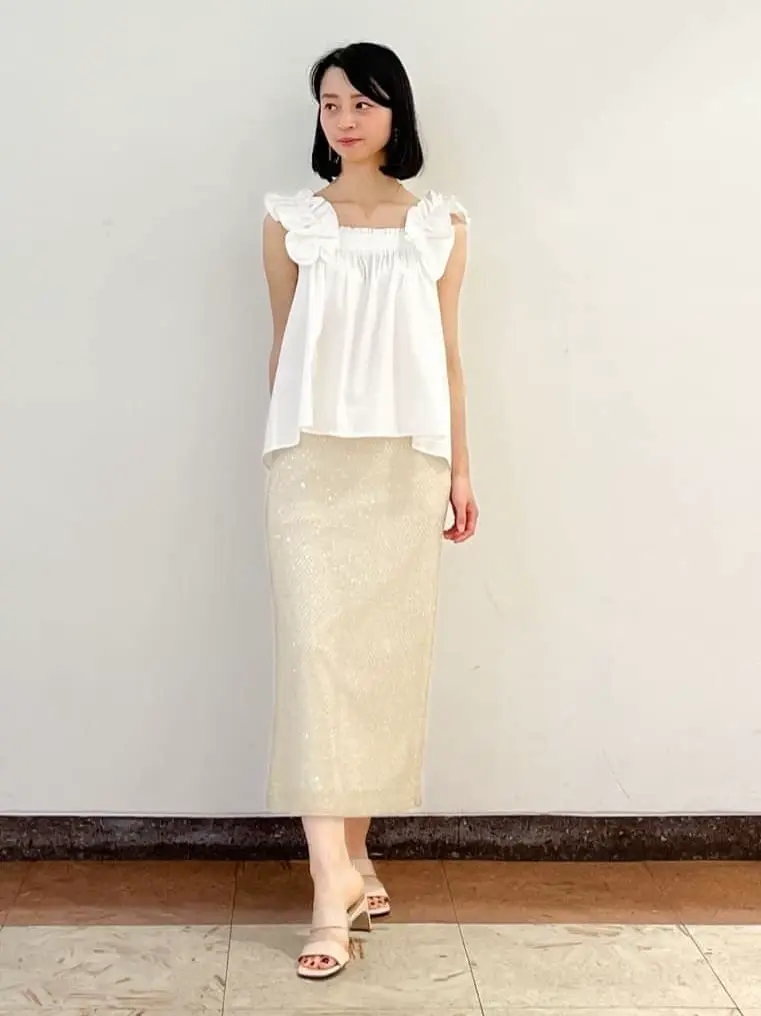 GRACE CONTINENTAL The Banquet yuri コーディネート画像