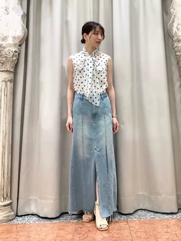 GRACE CONTINENTAL The Banquet eri コーディネート画像