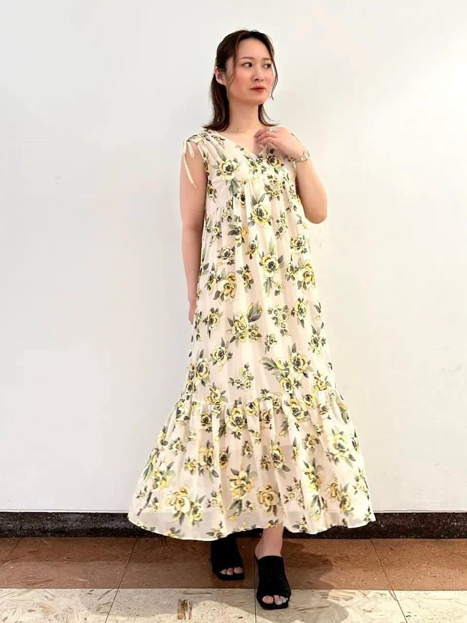 GRACE CONTINENTAL The Banquet Kogane. コーディネート画像