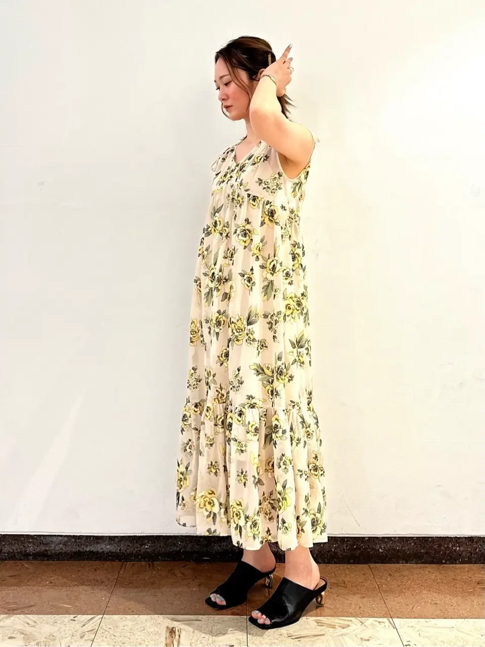 GRACE CONTINENTAL The Banquet Kogane. コーディネート画像