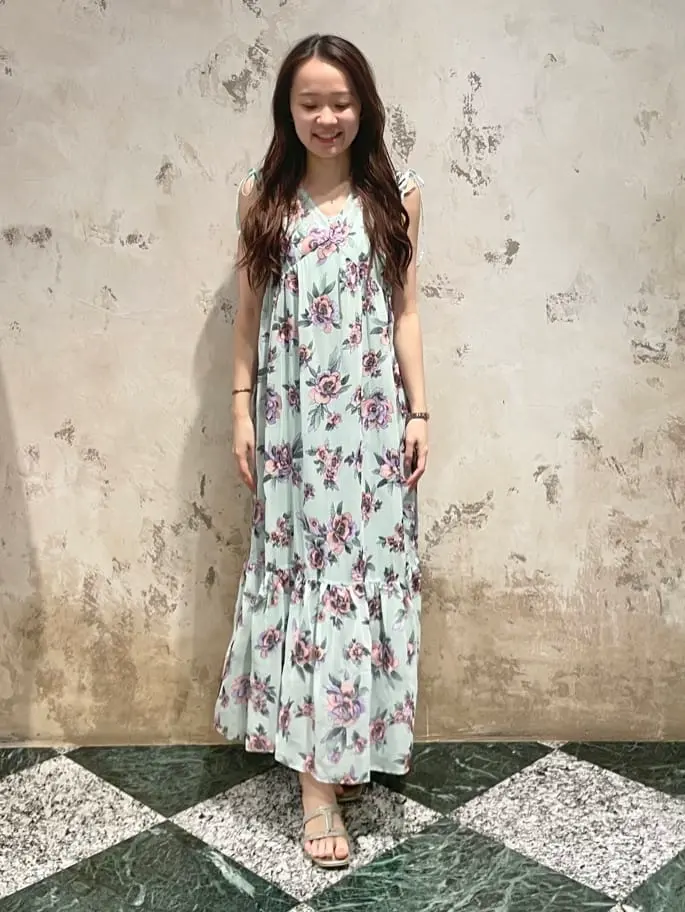 GRACE CONTINENTAL The Banquet Suzuka コーディネート画像