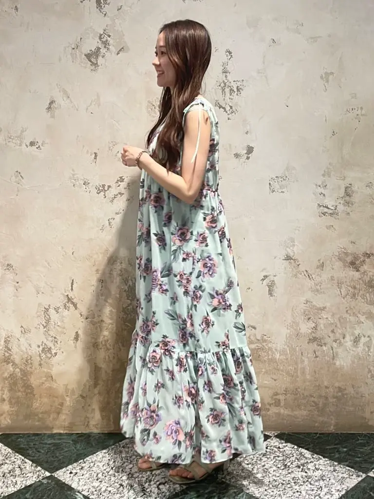 GRACE CONTINENTAL The Banquet Suzuka コーディネート画像