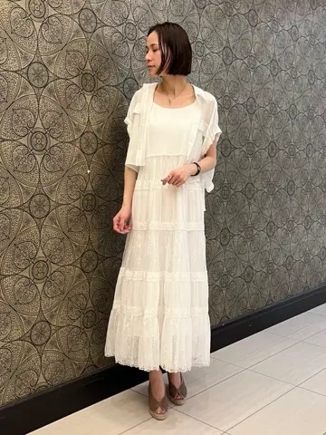 GRACE CONTINENTAL The Banquet 亀田 未希 コーディネート画像