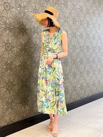 GRACE CONTINENTAL The Banquet 亀田 未希 コーディネート画像