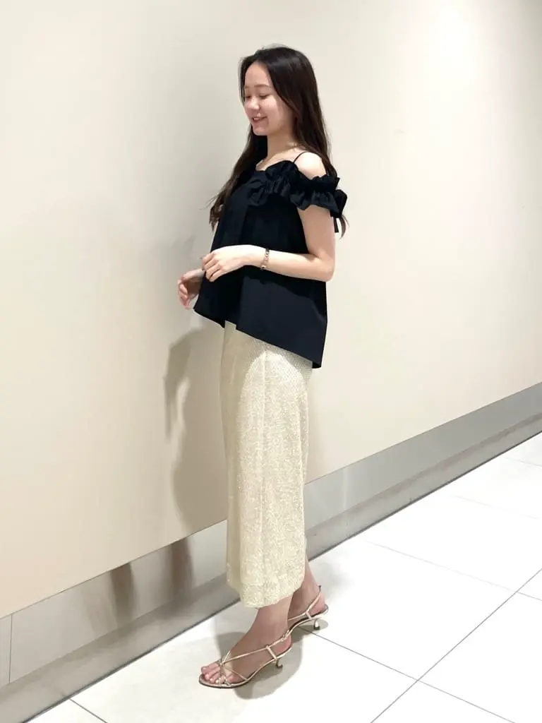 GRACE CONTINENTAL The Banquet Suzuka コーディネート画像