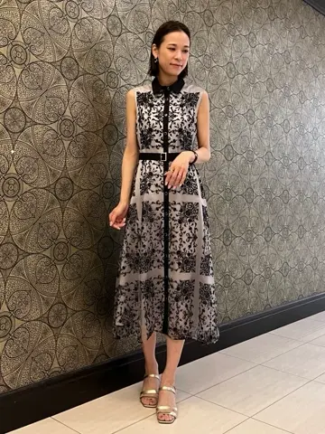 GRACE CONTINENTAL The Banquet 亀田 未希 コーディネート画像