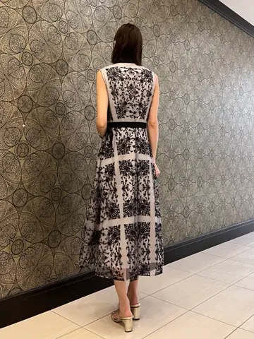 GRACE CONTINENTAL The Banquet 亀田 未希 コーディネート画像