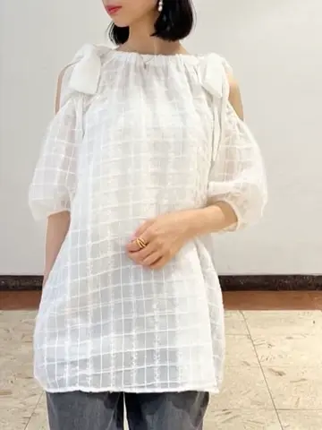 GRACE CONTINENTAL The Banquet yuri コーディネート画像