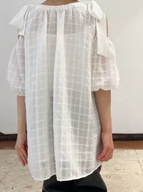 GRACE CONTINENTAL The Banquet yuri コーディネート画像