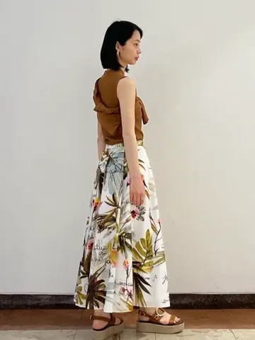 GRACE CONTINENTAL The Banquet yuri コーディネート画像