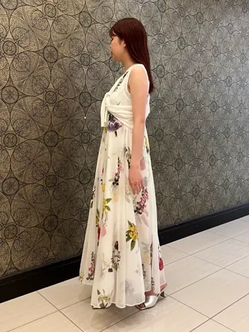 GRACE CONTINENTAL The Banquet 赤坂 梨来 コーディネート画像