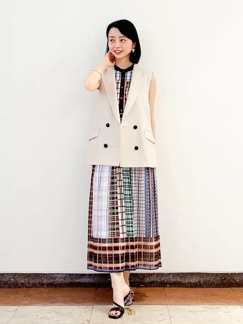 GRACE CONTINENTAL The Banquet yuri コーディネート画像