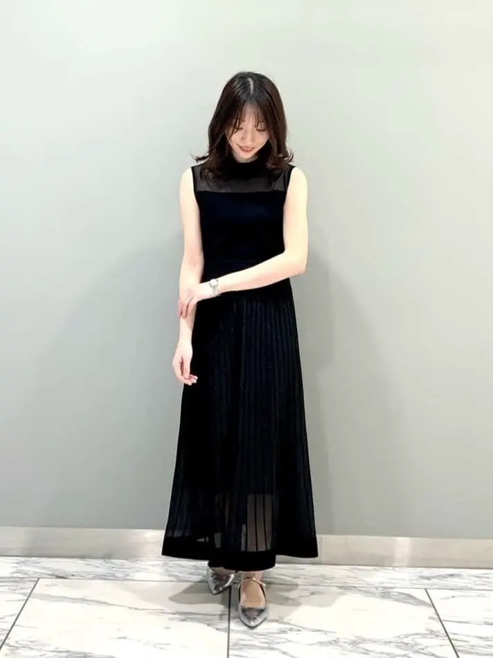 GRACE CONTINENTAL The Banquet eri コーディネート画像