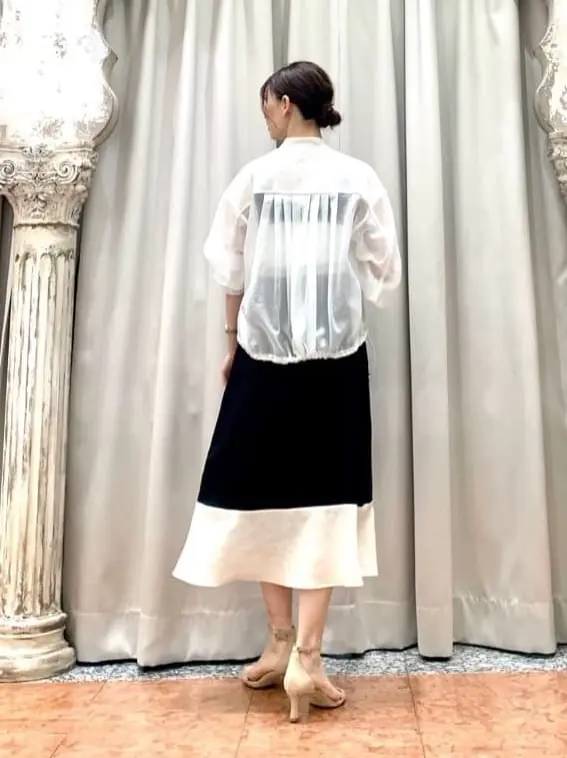 GRACE CONTINENTAL The Banquet eri コーディネート画像