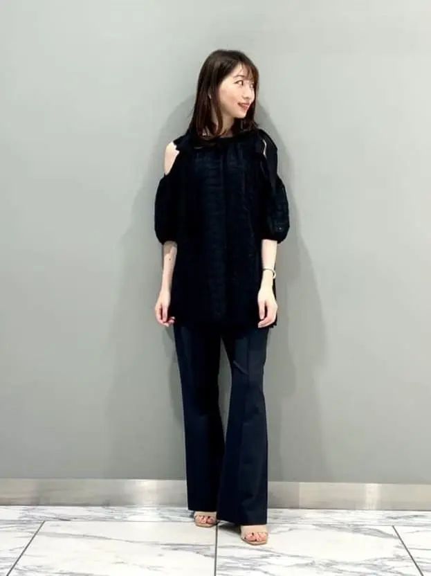 GRACE CONTINENTAL The Banquet eri コーディネート画像