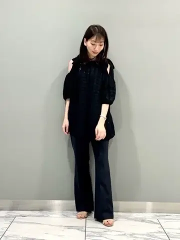 GRACE CONTINENTAL The Banquet eri コーディネート画像