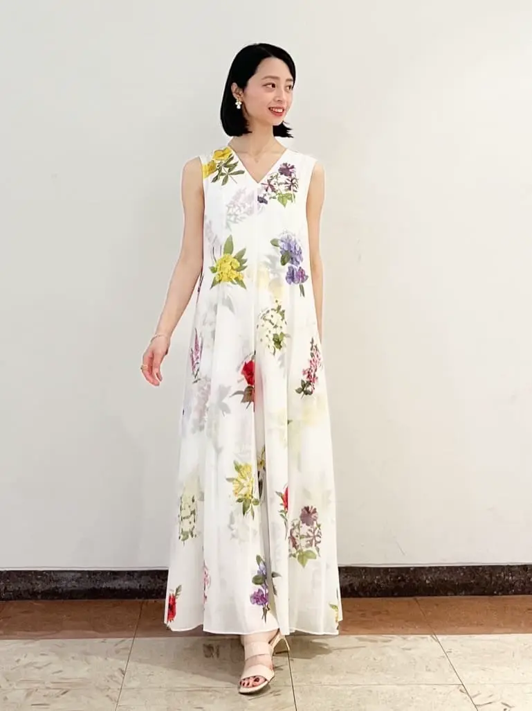 GRACE CONTINENTAL The Banquet yuri コーディネート画像