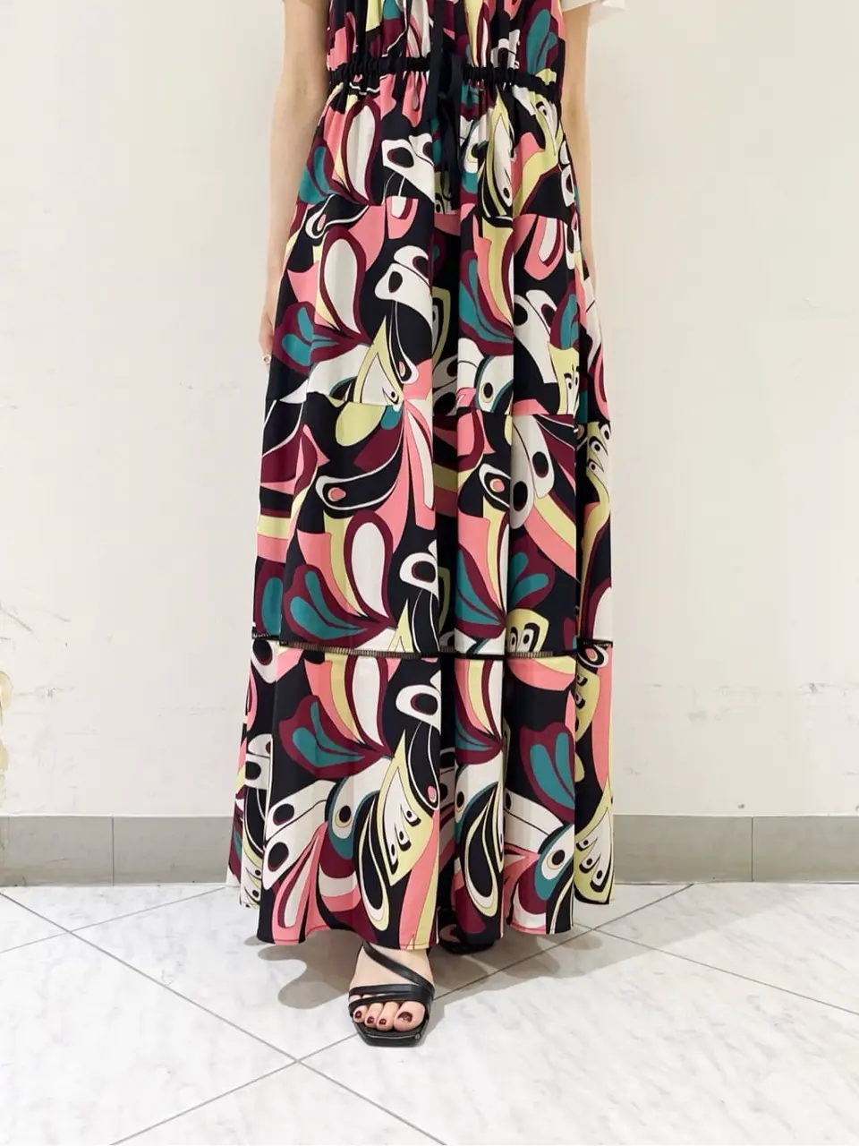 GRACE CONTINENTAL The Banquet yuri コーディネート画像