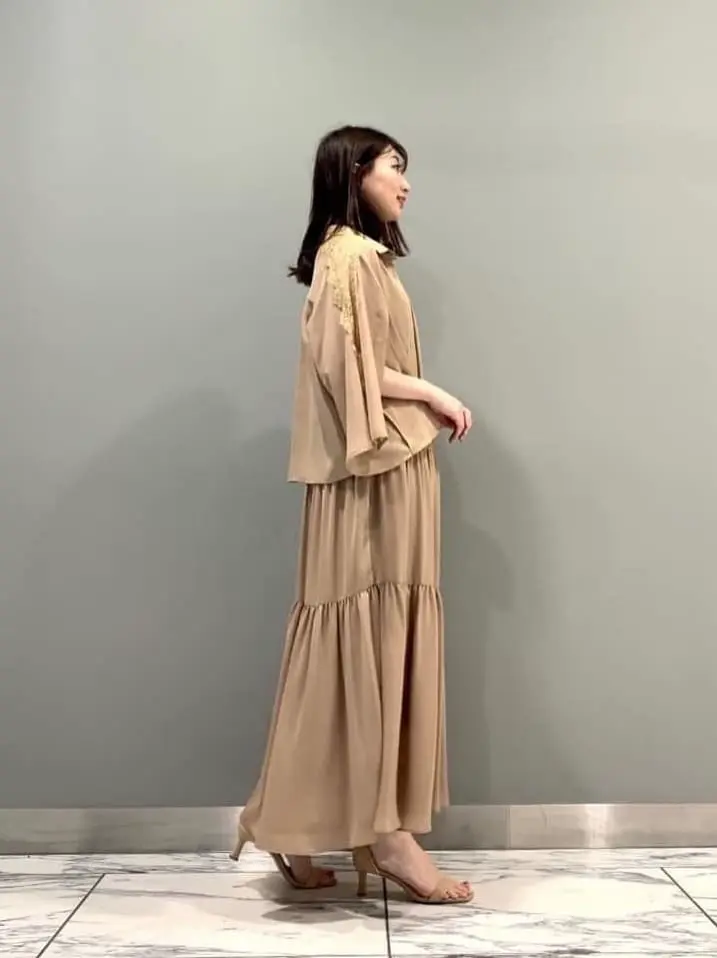 GRACE CONTINENTAL The Banquet eri コーディネート画像