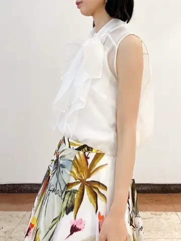 GRACE CONTINENTAL The Banquet yuri コーディネート画像