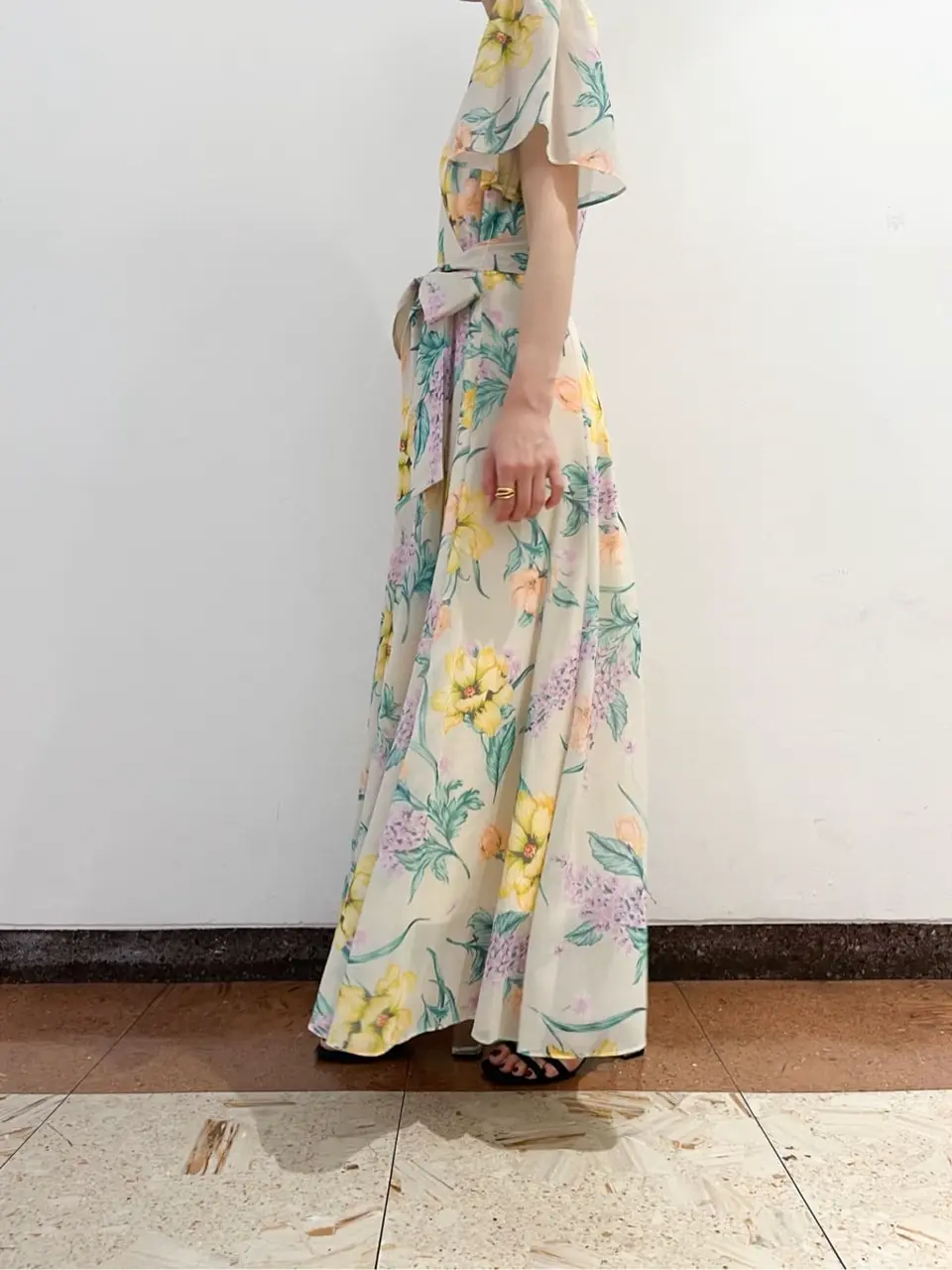 GRACE CONTINENTAL The Banquet yuri コーディネート画像