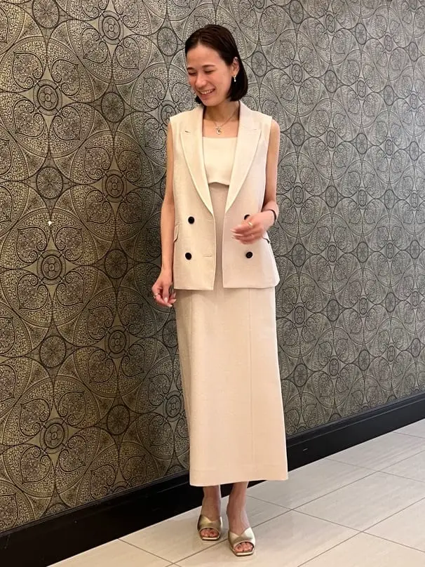 GRACE CONTINENTAL The Banquet 亀田 未希 コーディネート画像