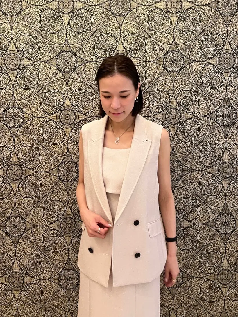 GRACE CONTINENTAL The Banquet 亀田 未希 コーディネート画像