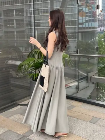 GRACE CONTINENTAL The Banquet Suzuka コーディネート画像