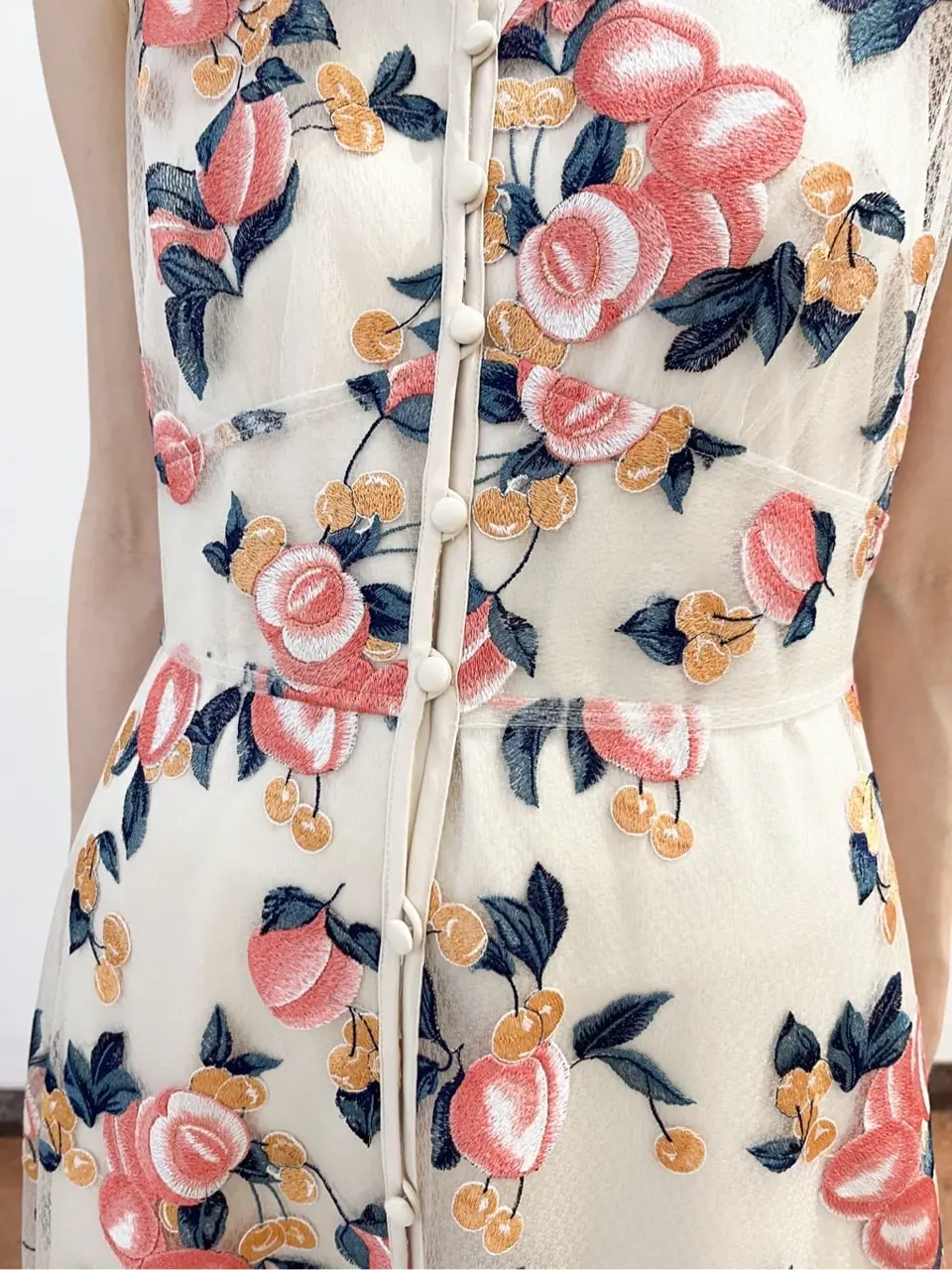 GRACE CONTINENTAL The Banquet yuri コーディネート画像