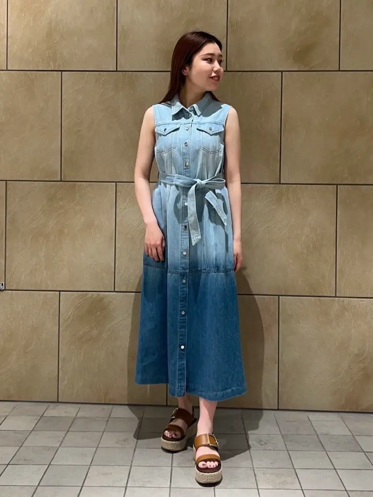 GRACE CONTINENTAL The Banquet 赤坂 梨来 コーディネート画像