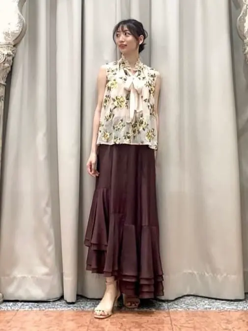 GRACE CONTINENTAL The Banquet eri コーディネート画像