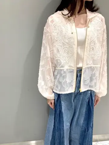 GRACE CONTINENTAL The Banquet eri コーディネート画像