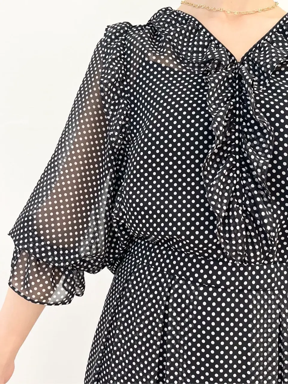 GRACE CONTINENTAL The Banquet yuri コーディネート画像