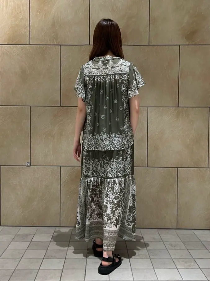 GRACE CONTINENTAL The Banquet 赤坂 梨来 コーディネート画像