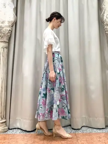 GRACE CONTINENTAL The Banquet eri コーディネート画像